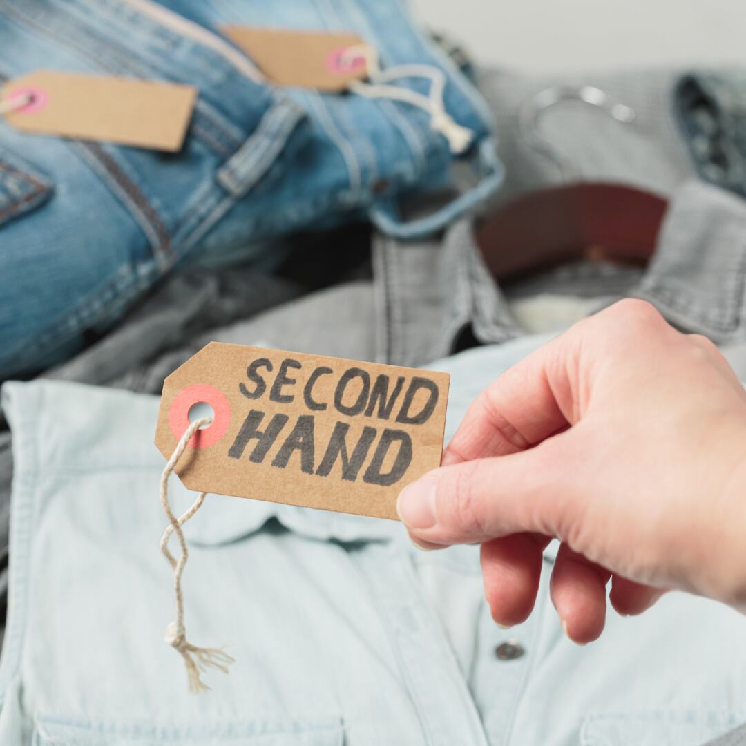 Second hand clothes